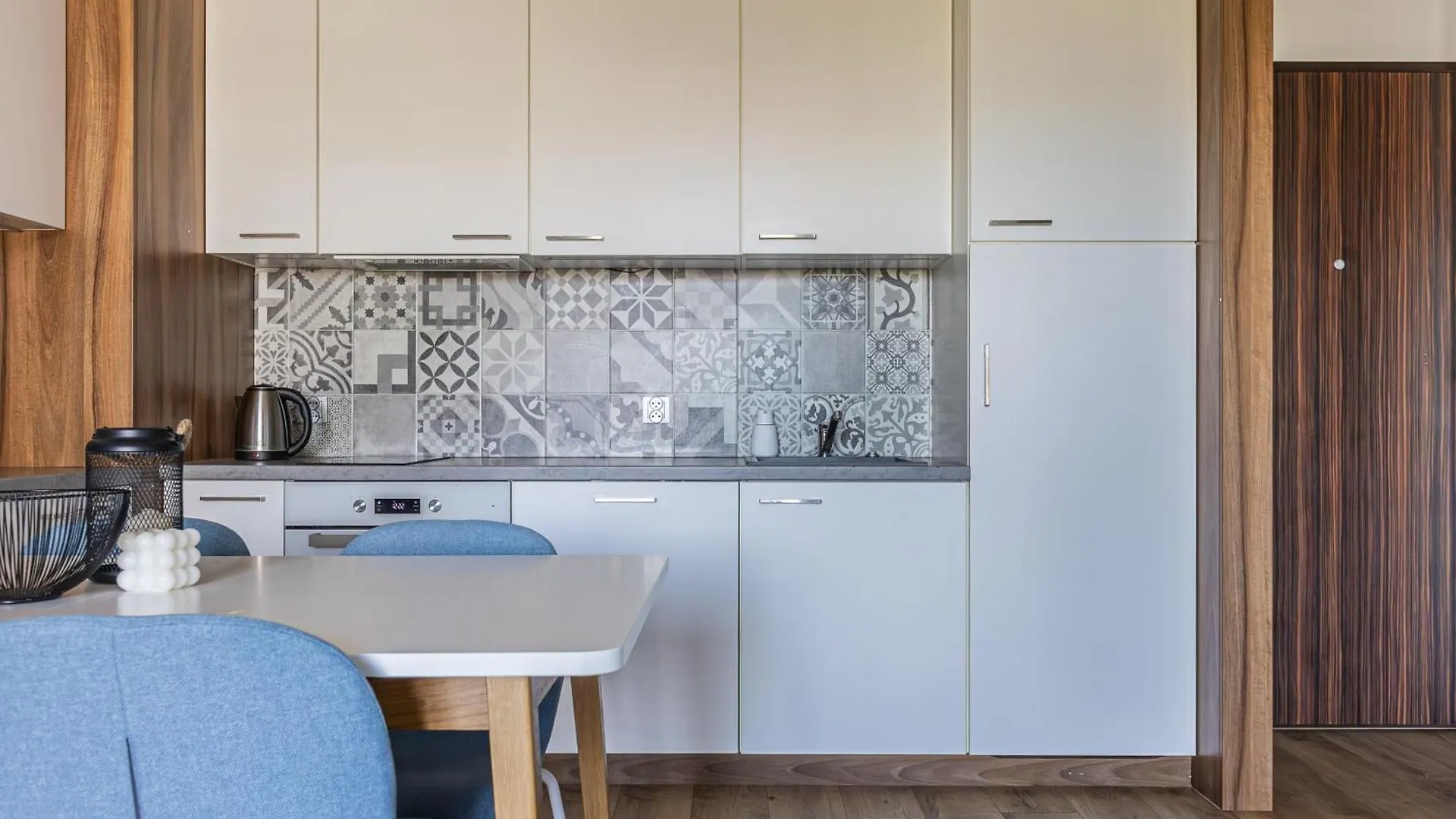 Glow Apartments - Chmielna, Gdansk City & River View 0*,
