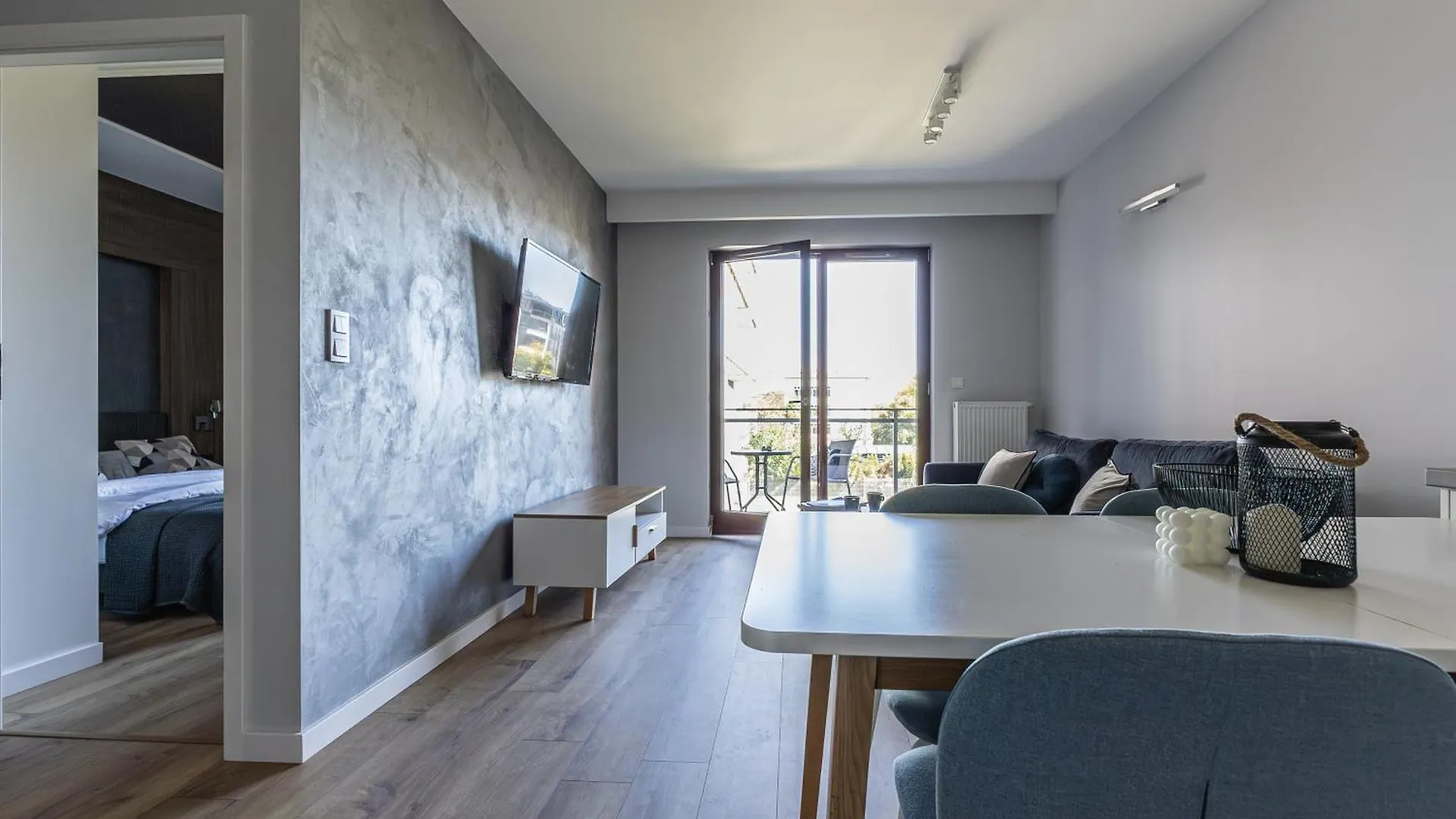 Glow Apartments - Chmielna, Gdansk City & River View