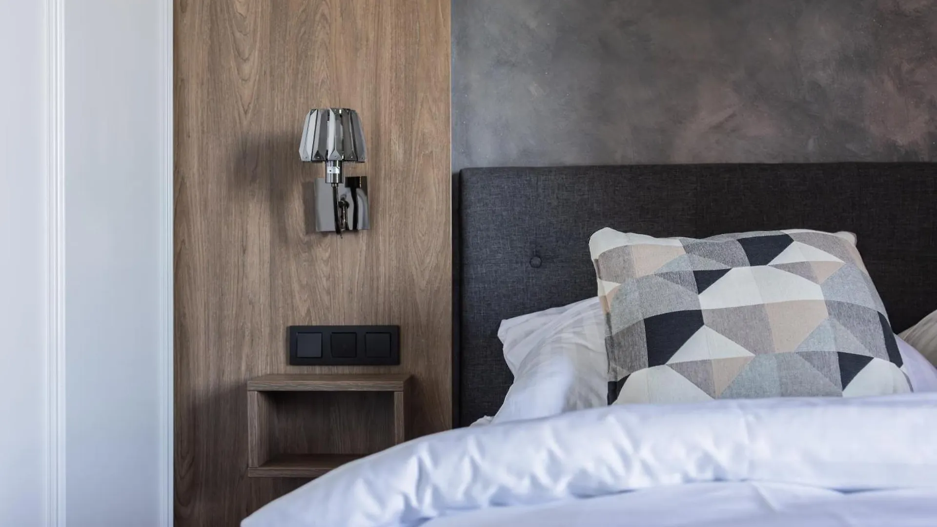 Glow Apartments - Chmielna, Gdansk City & River View
