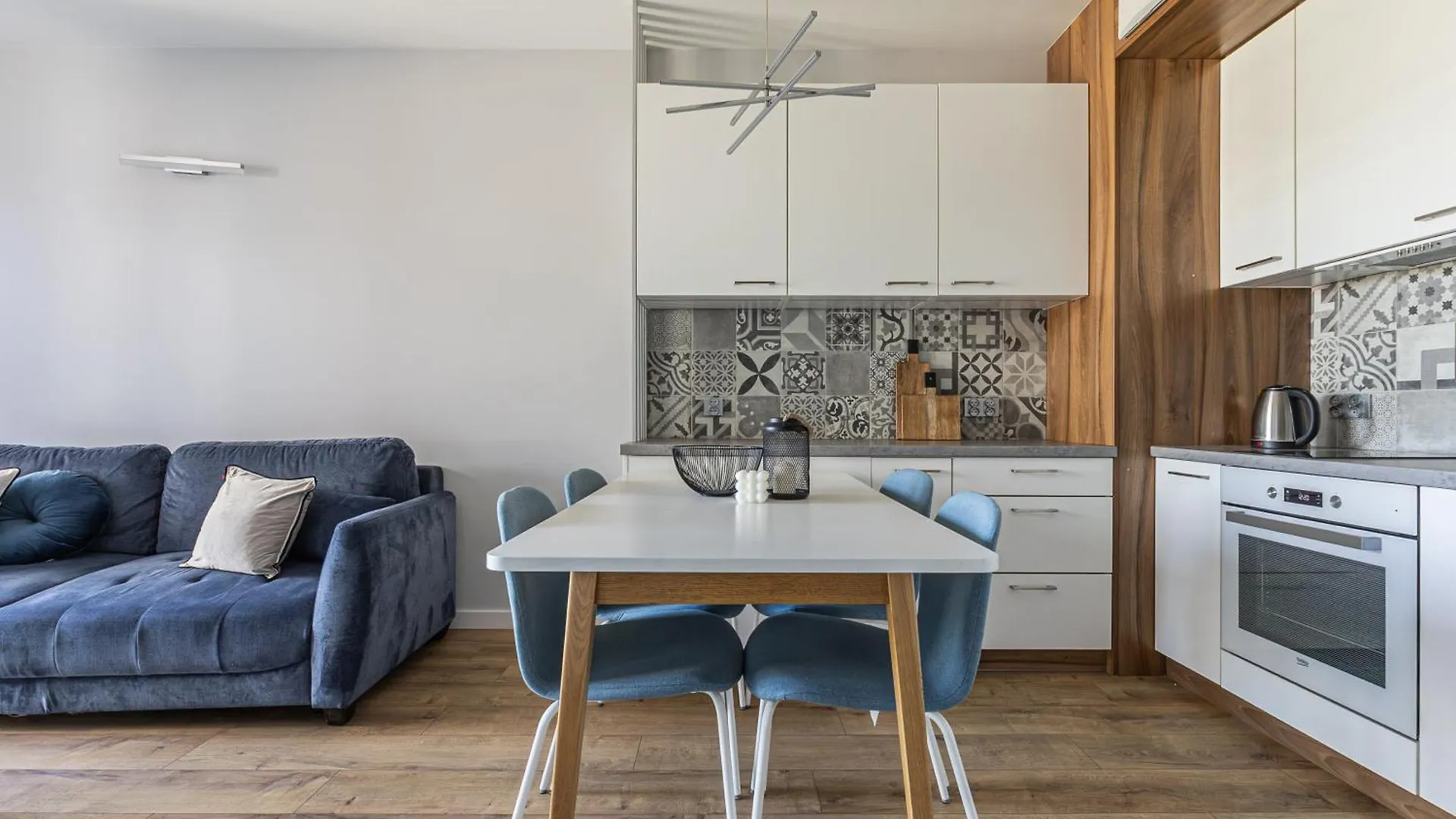 Glow Apartments - Chmielna, Gdansk City & River View